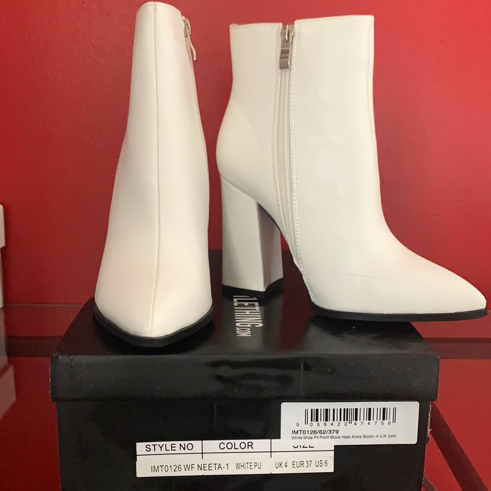 White Wide Fit Point Block Heel Ankle Boots